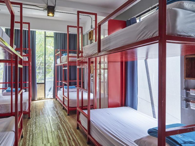 Lub D Bangkok Silom Hostel Εξωτερικό φωτογραφία