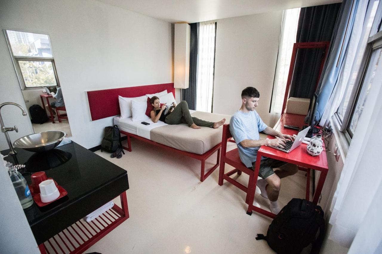 Lub D Bangkok Silom Hostel Εξωτερικό φωτογραφία